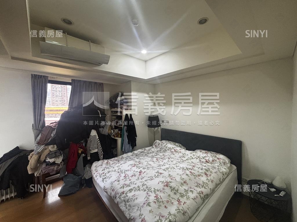 昇陽明四房雙車位房屋室內格局與周邊環境