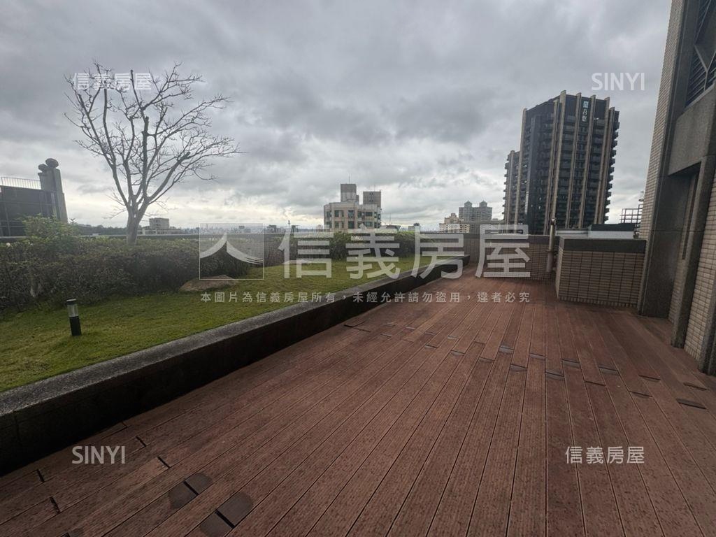 昇陽明四房雙車位房屋室內格局與周邊環境