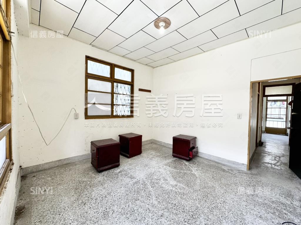 低總價邊間豪大庭院透天房屋室內格局與周邊環境