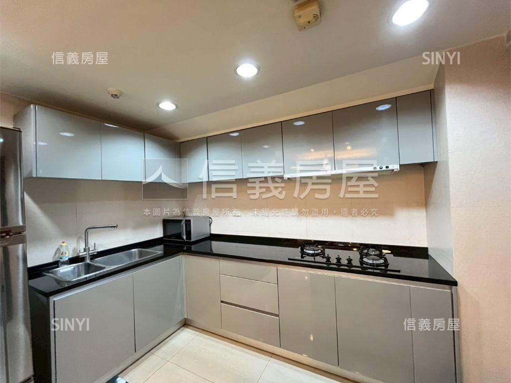 新接案鄉林君悅四房改三房房屋室內格局與周邊環境