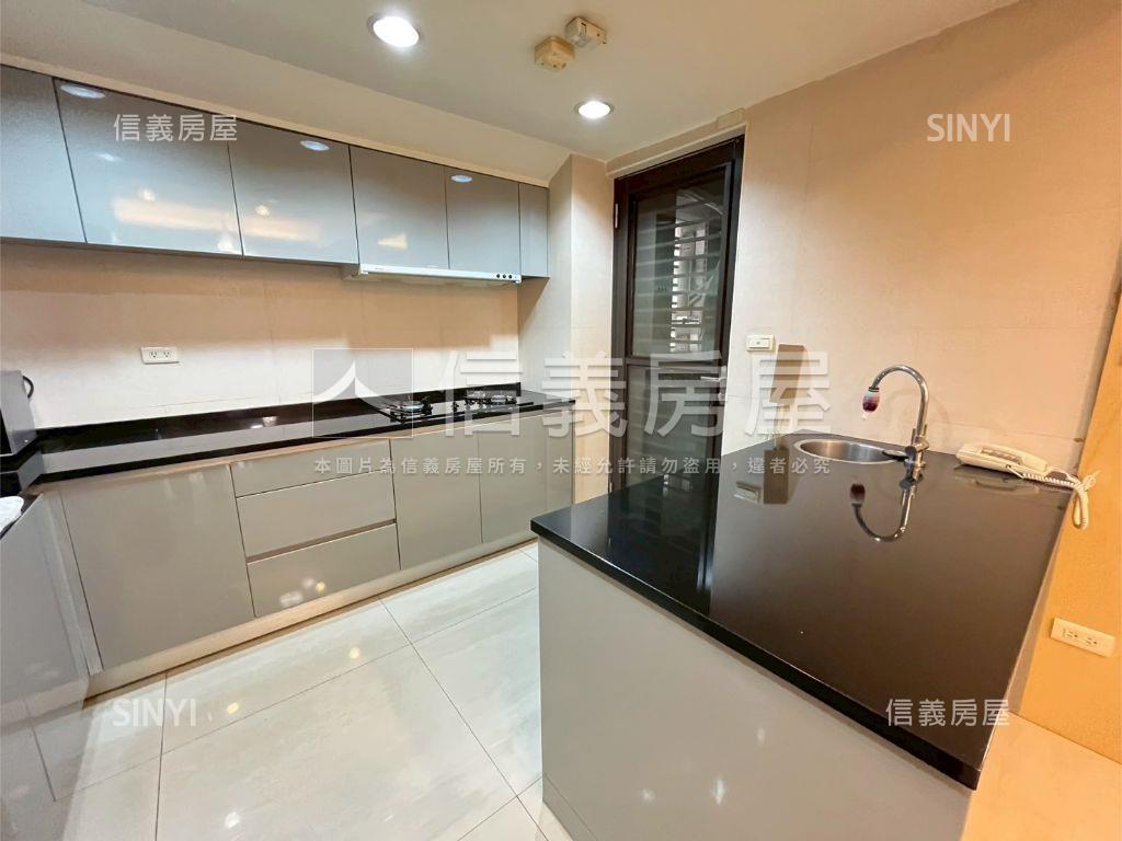 新接案鄉林君悅四房改三房房屋室內格局與周邊環境