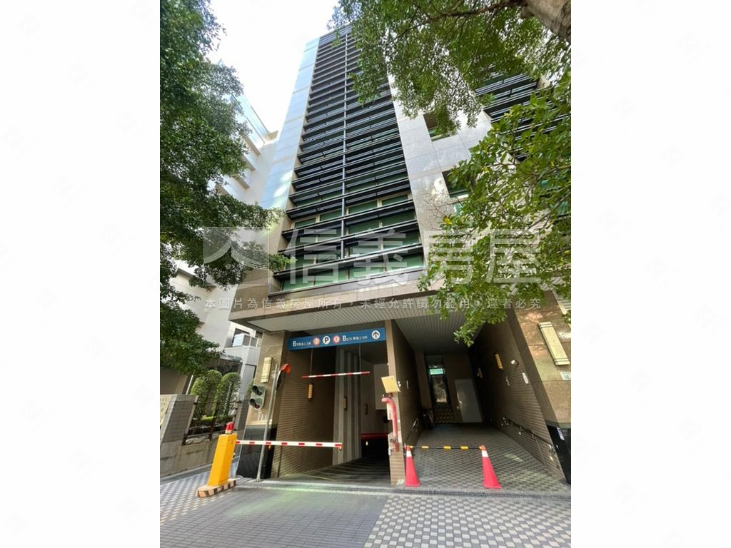 內科．收租店辦房屋室內格局與周邊環境