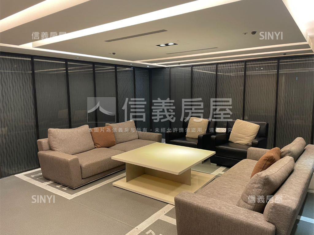 羅斯福２房車位房屋室內格局與周邊環境