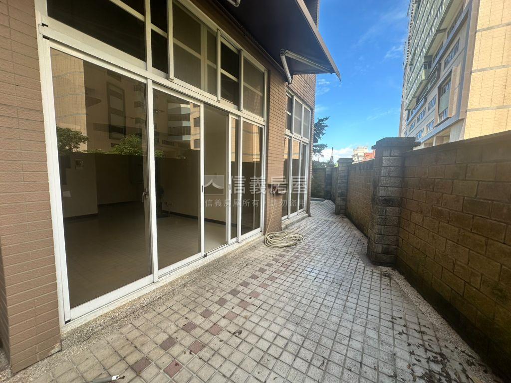悠雅庭院景觀兩房車房屋室內格局與周邊環境