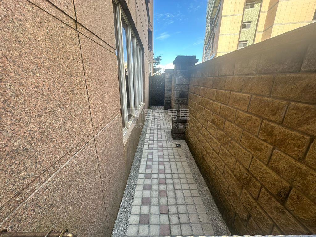 悠雅庭院景觀兩房車房屋室內格局與周邊環境