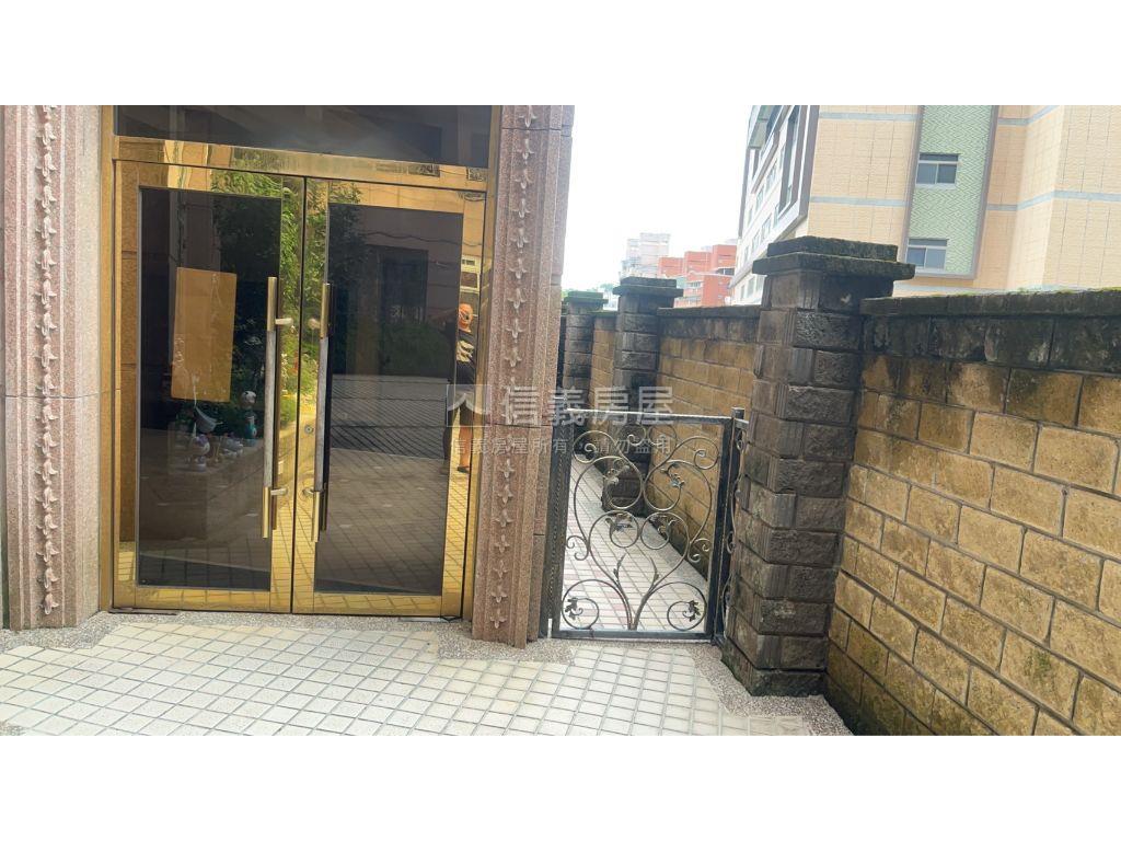 悠雅庭院景觀兩房車房屋室內格局與周邊環境