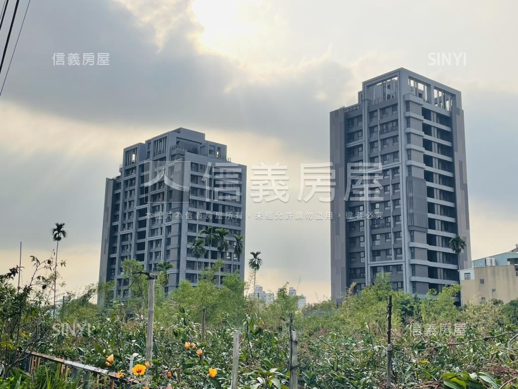 順天緮華高樓三房雙平車房屋室內格局與周邊環境