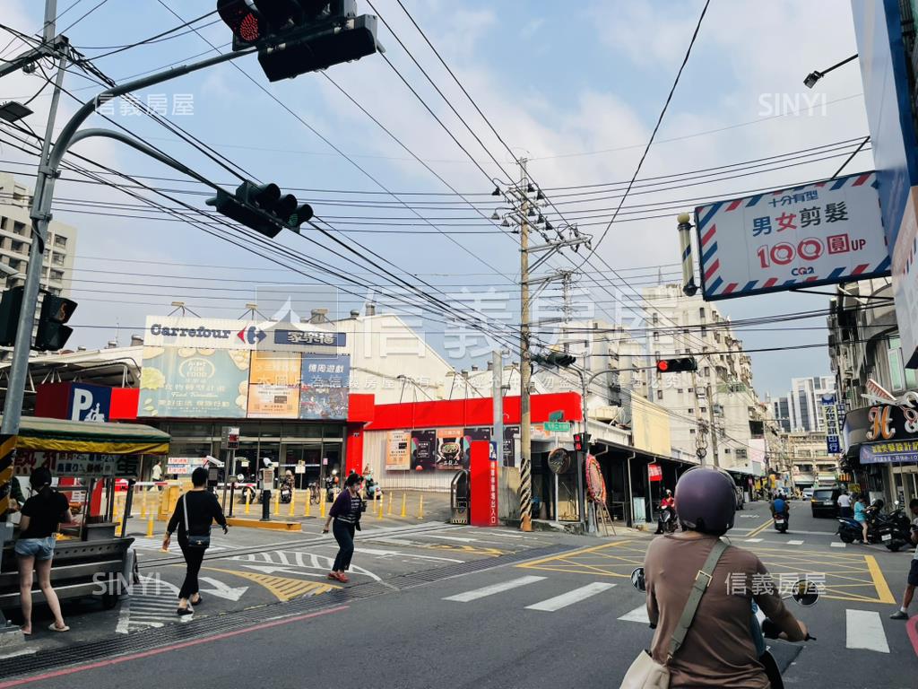 順天緮華高樓三房雙平車房屋室內格局與周邊環境