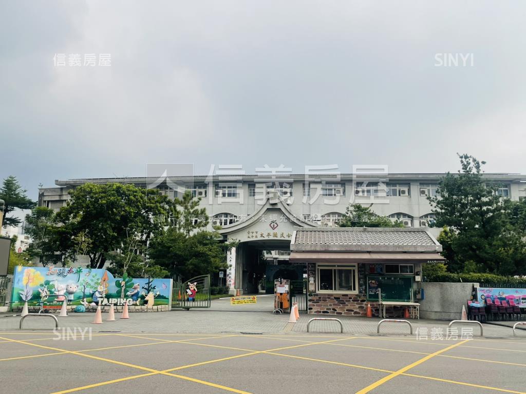 順天緮華高樓三房雙平車房屋室內格局與周邊環境