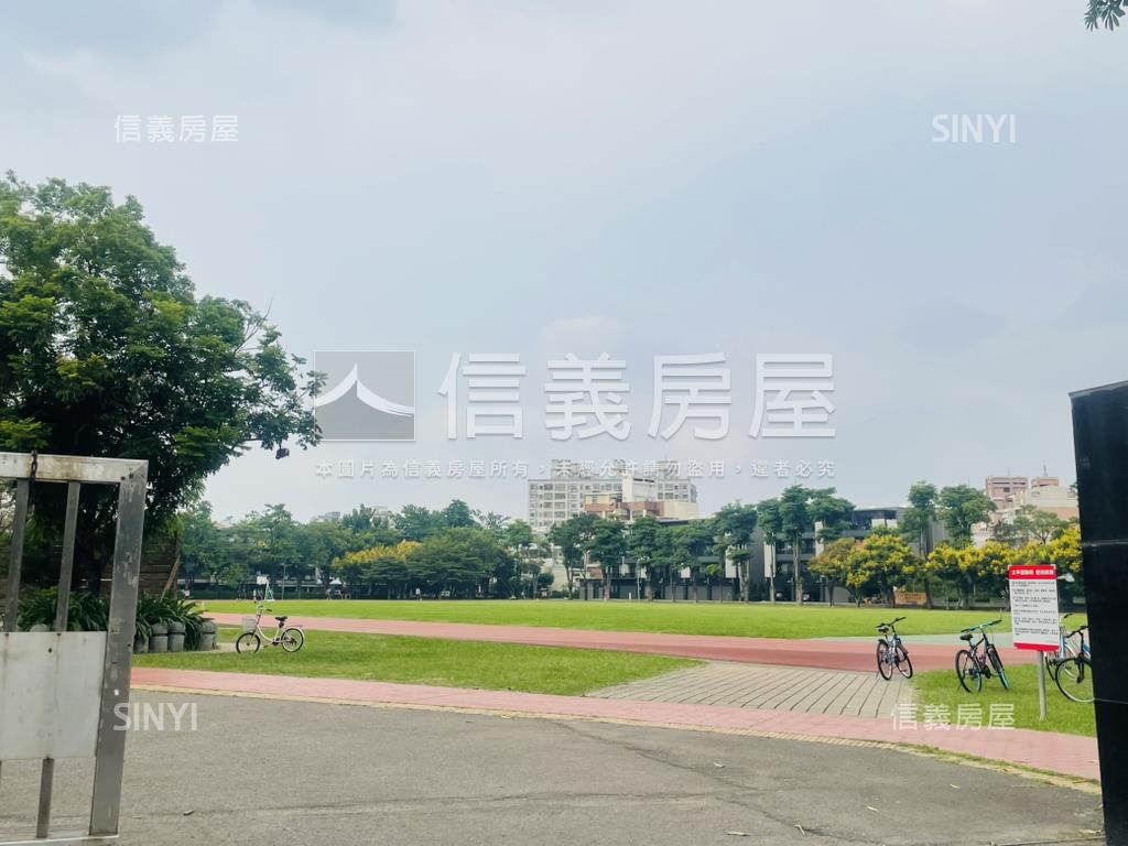 順天緮華高樓三房雙平車房屋室內格局與周邊環境