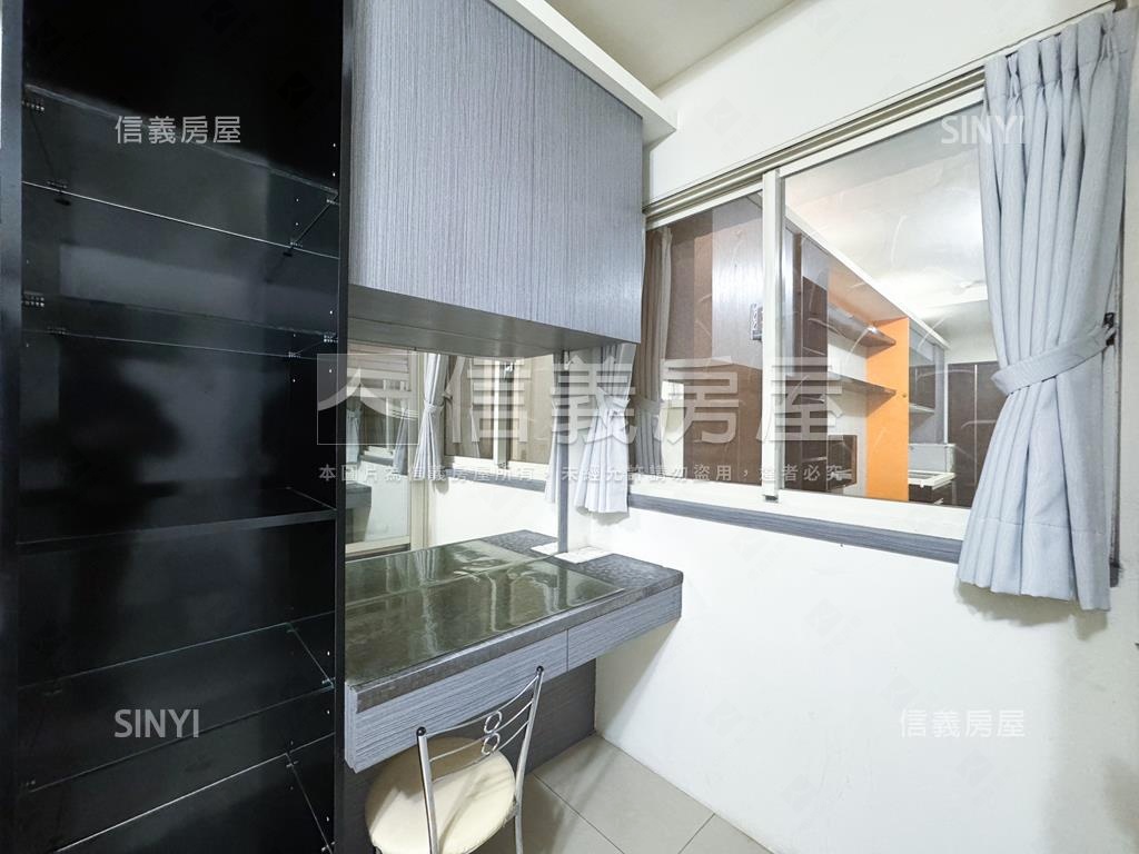 首購近火車站前套房房屋室內格局與周邊環境