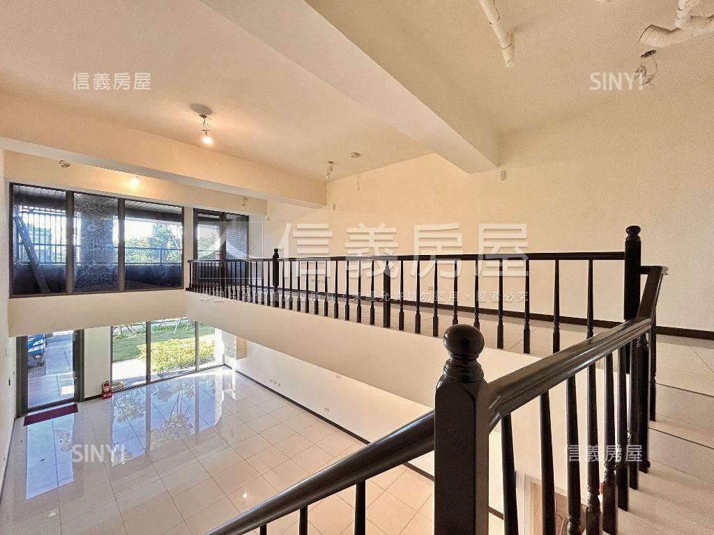 近Ａ９捷運翫美金店面Ｓ３房屋室內格局與周邊環境