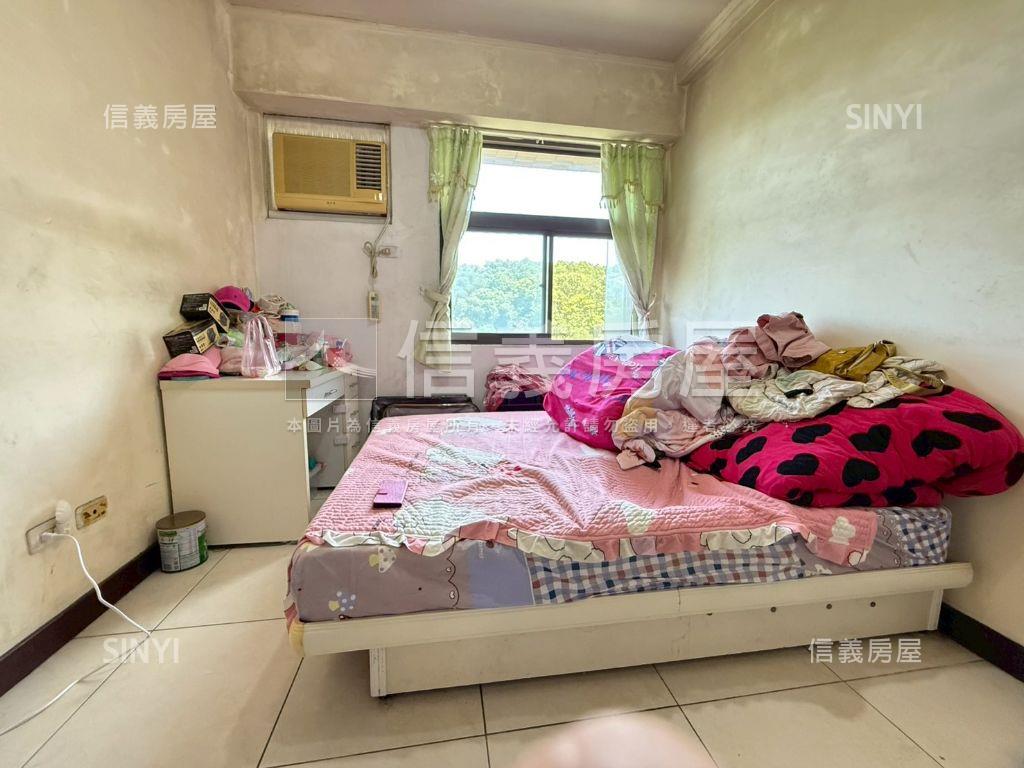 清幽山景大四房車位房屋室內格局與周邊環境