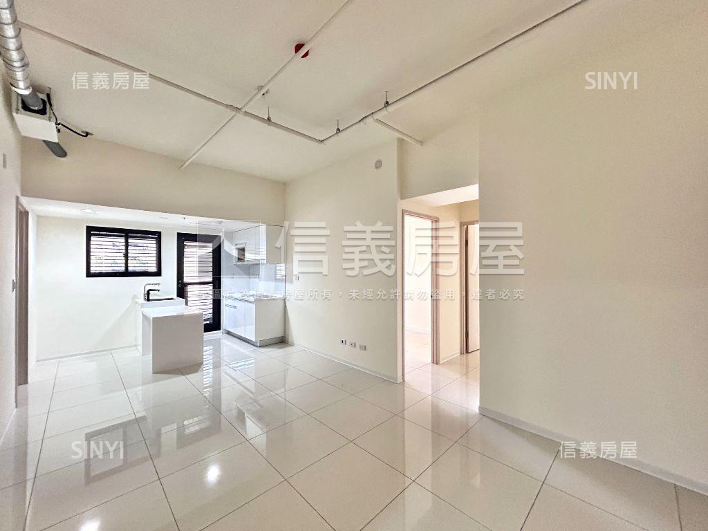 市政１號院高樓三房平車讚房屋室內格局與周邊環境