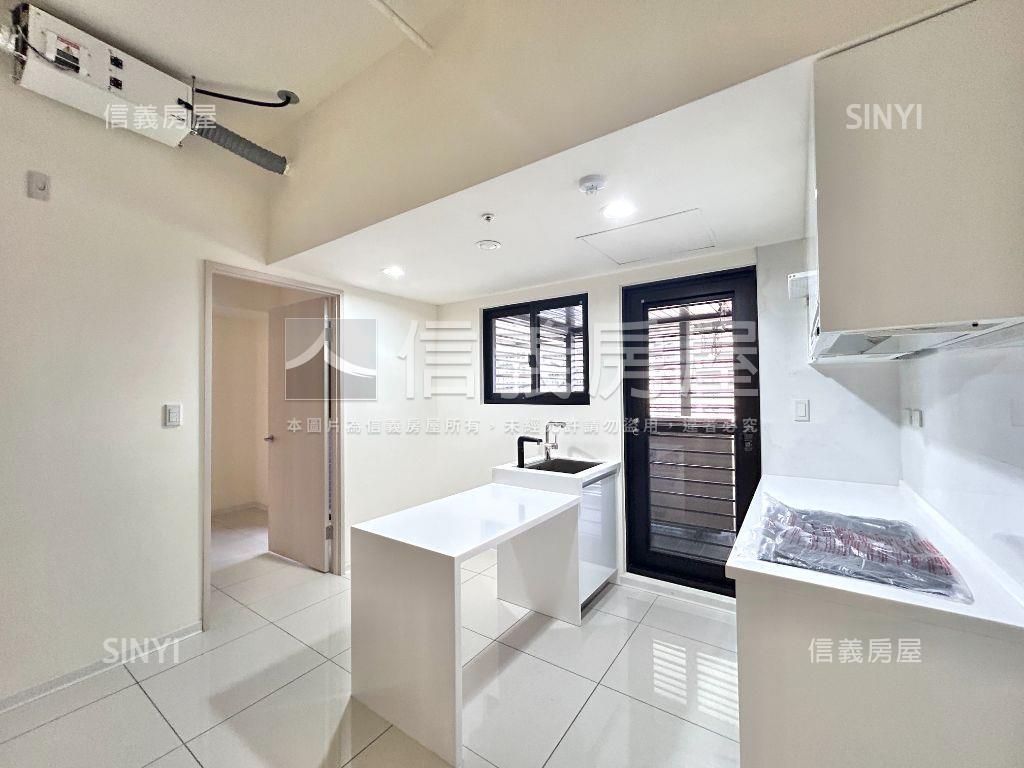 市政１號院高樓三房平車讚房屋室內格局與周邊環境