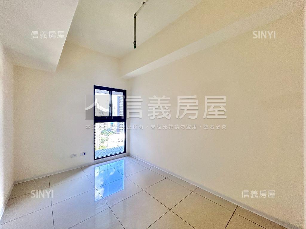 市政１號院高樓三房平車讚房屋室內格局與周邊環境