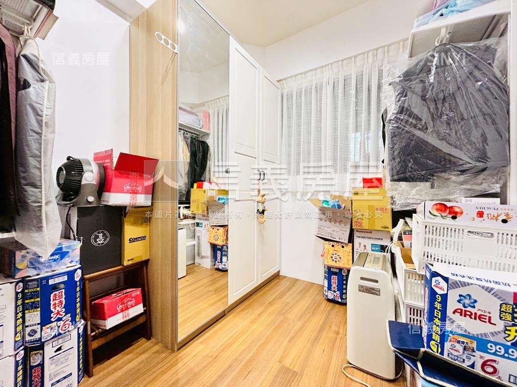 淡水輕時代●稀有兩房釋出房屋室內格局與周邊環境