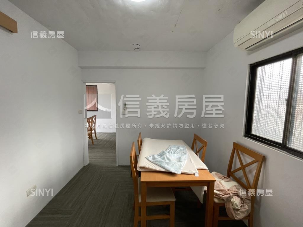 初二後可看三房有頂加車位房屋室內格局與周邊環境