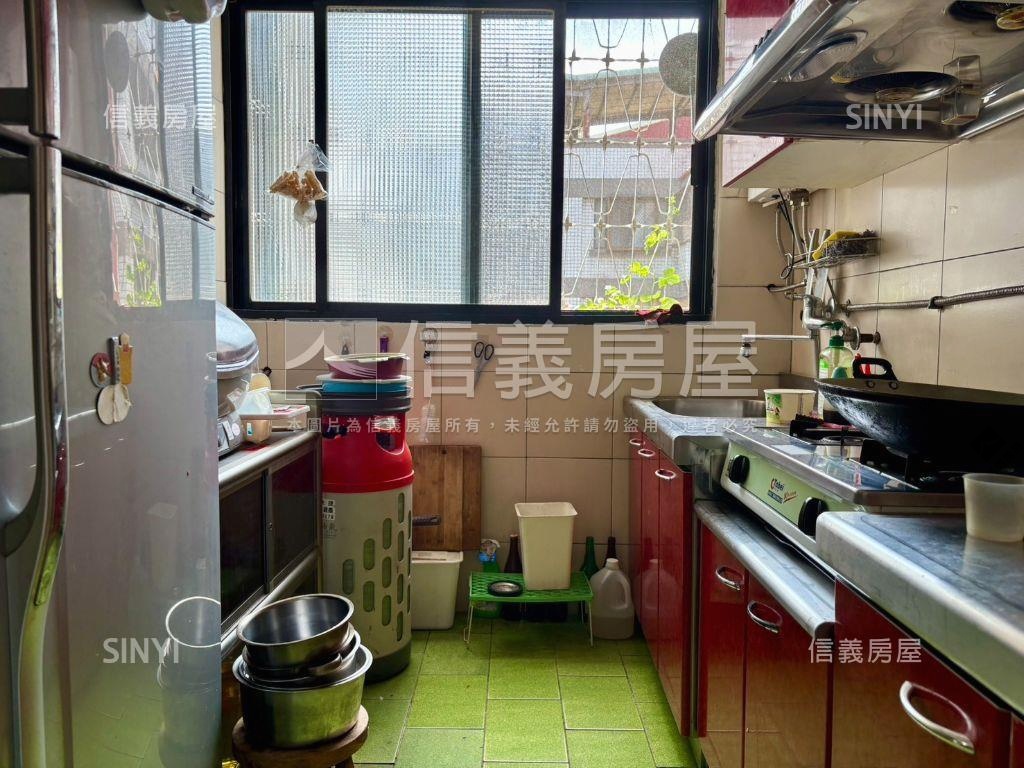 近勤美兩房公寓房屋室內格局與周邊環境