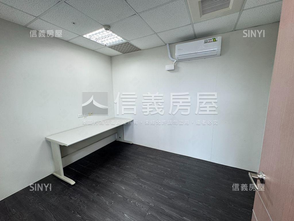 愛因斯坦辦公室釋有釋出房屋室內格局與周邊環境