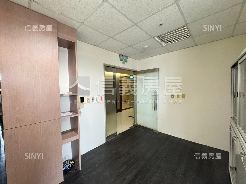 愛因斯坦辦公室釋有釋出房屋室內格局與周邊環境