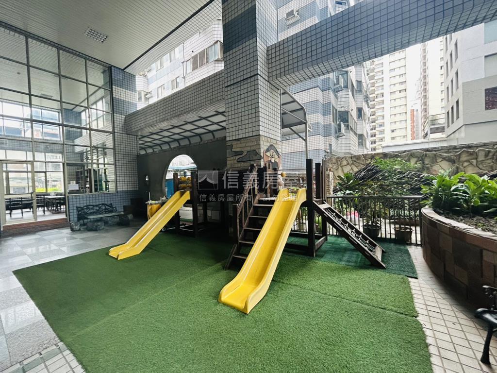 尊龍裝潢美三房平車房屋室內格局與周邊環境
