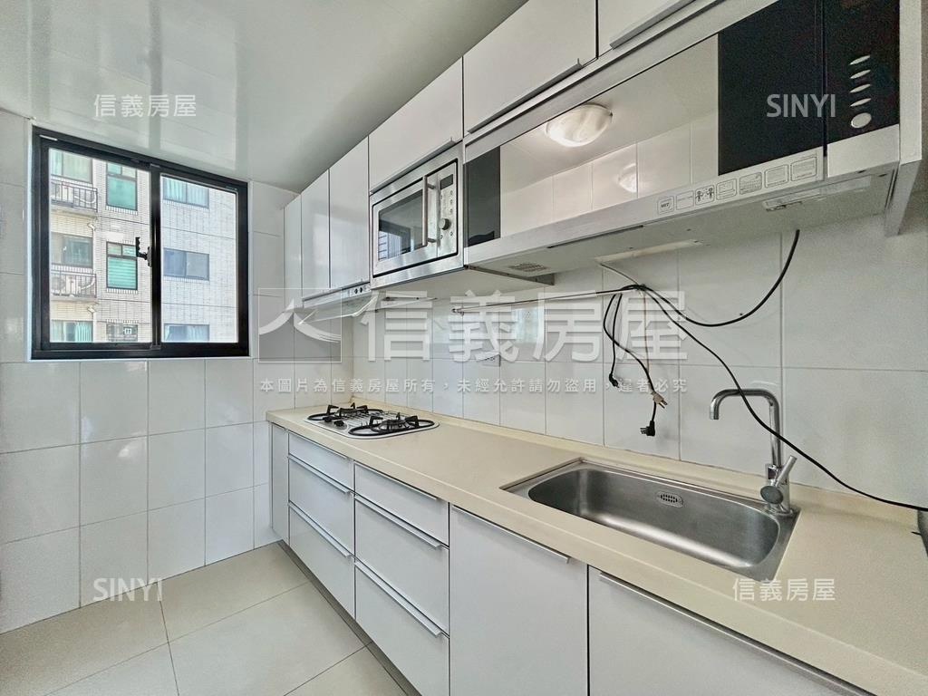 遠眺高鐵好ＶＩＥＷ公園戶房屋室內格局與周邊環境