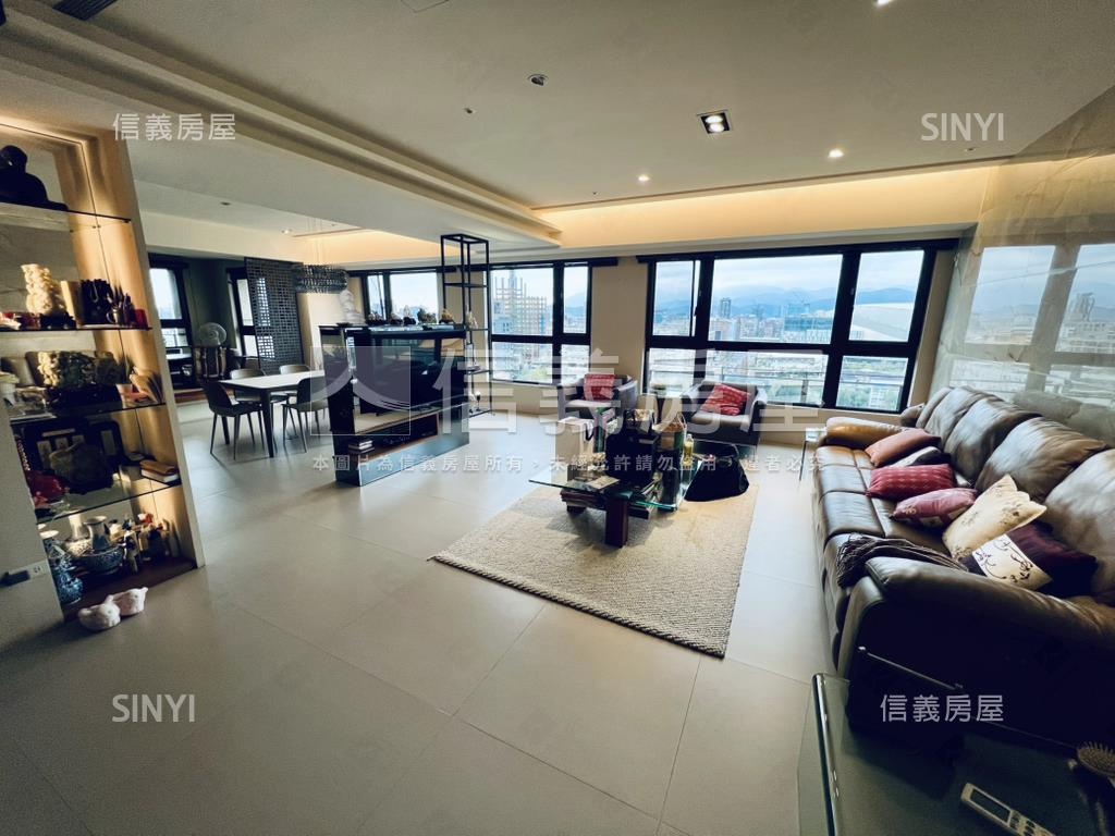 極稀國館帝景首排仁愛尚華房屋室內格局與周邊環境