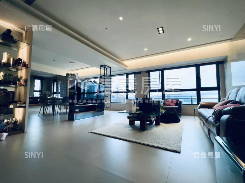 極稀國館帝景首排仁愛尚華房屋室內格局與周邊環境