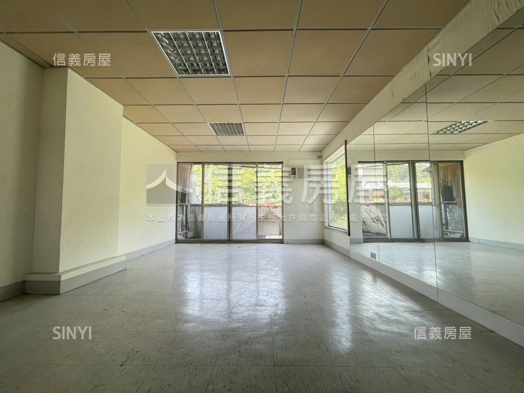 ．碧湖．綠景．樓中樓．房屋室內格局與周邊環境