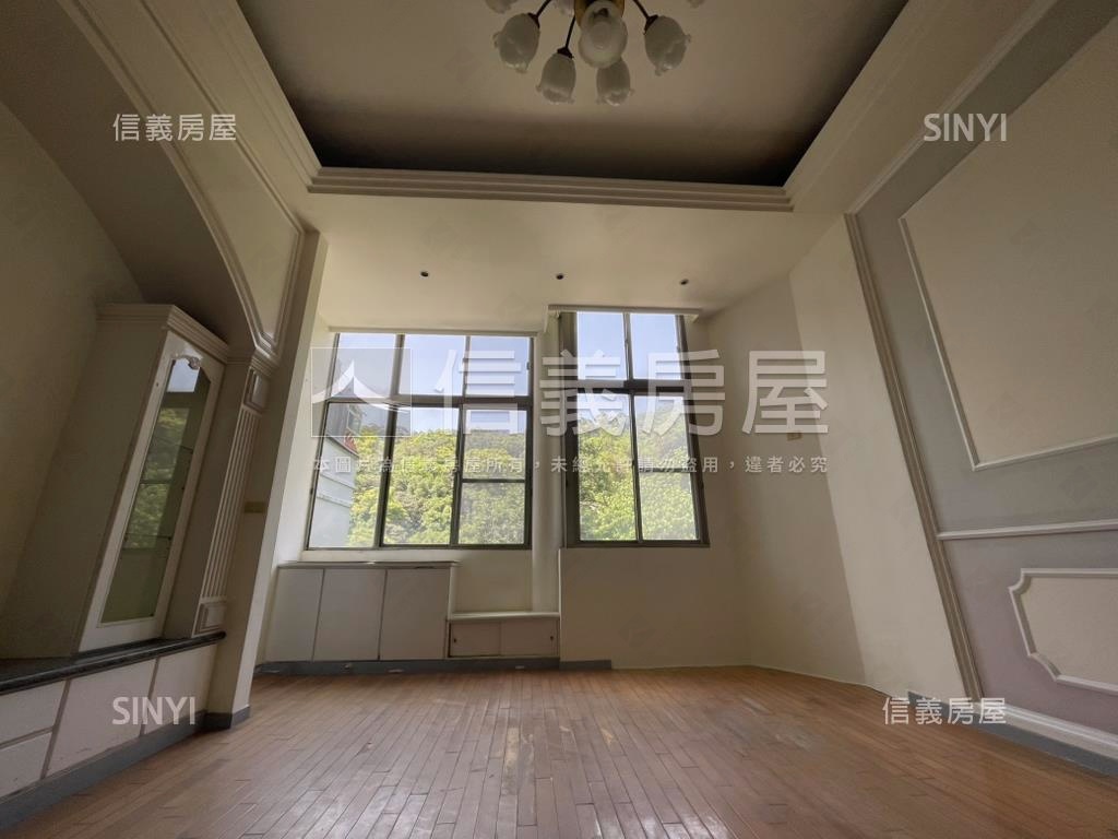 ．碧湖．綠景．樓中樓．房屋室內格局與周邊環境