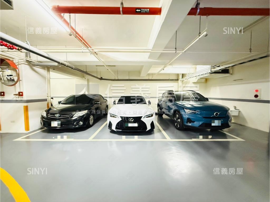 保泰逸居精美稀有四房平車房屋室內格局與周邊環境