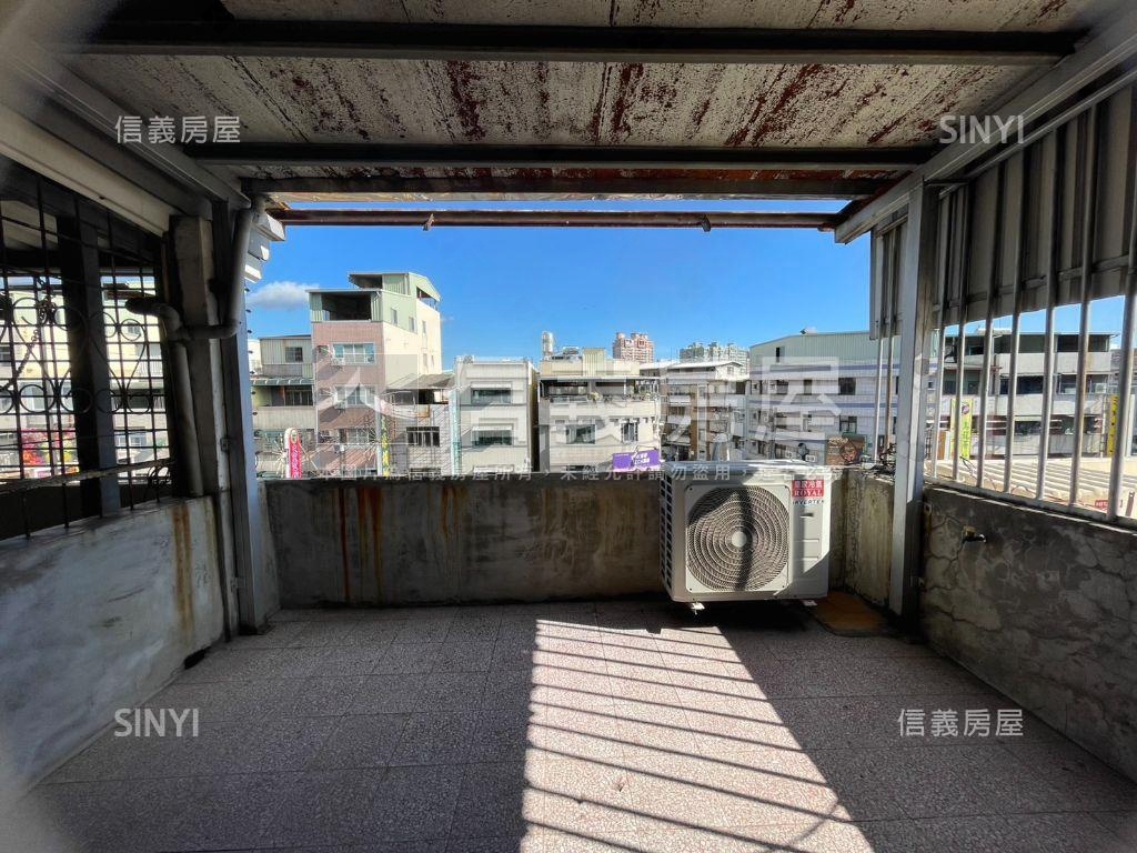 鳳山正路稀有透天店面房屋室內格局與周邊環境