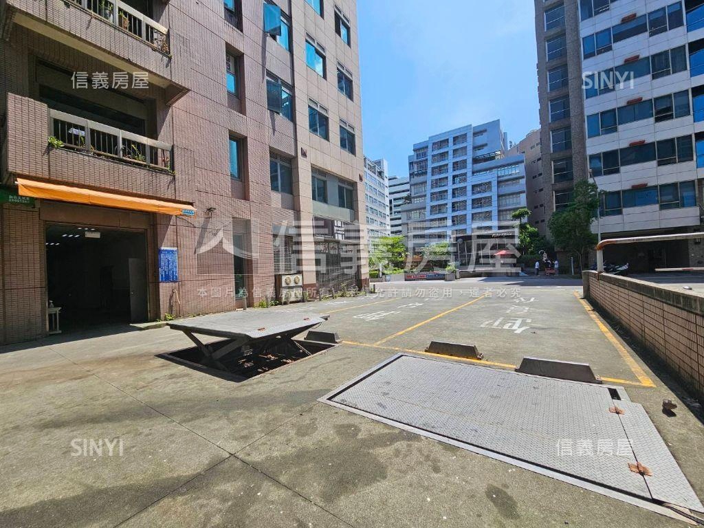 ．內科遠雄辦公．房屋室內格局與周邊環境