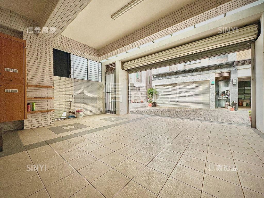 南科｜邊間質感雙車別墅房屋室內格局與周邊環境