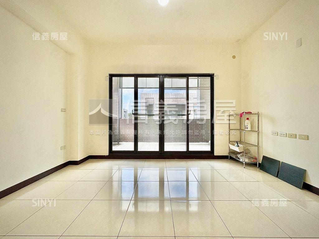 南科｜邊間質感雙車別墅房屋室內格局與周邊環境