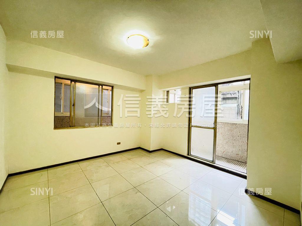 雙併電梯採光美三房房屋室內格局與周邊環境