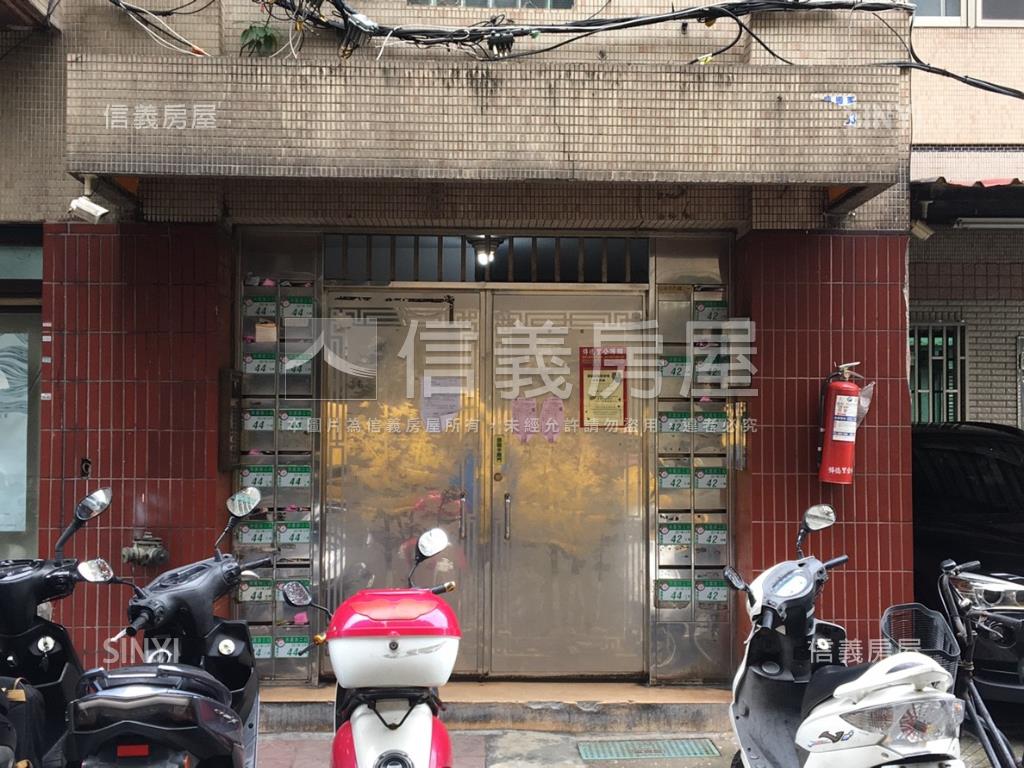 雙併電梯採光美三房房屋室內格局與周邊環境
