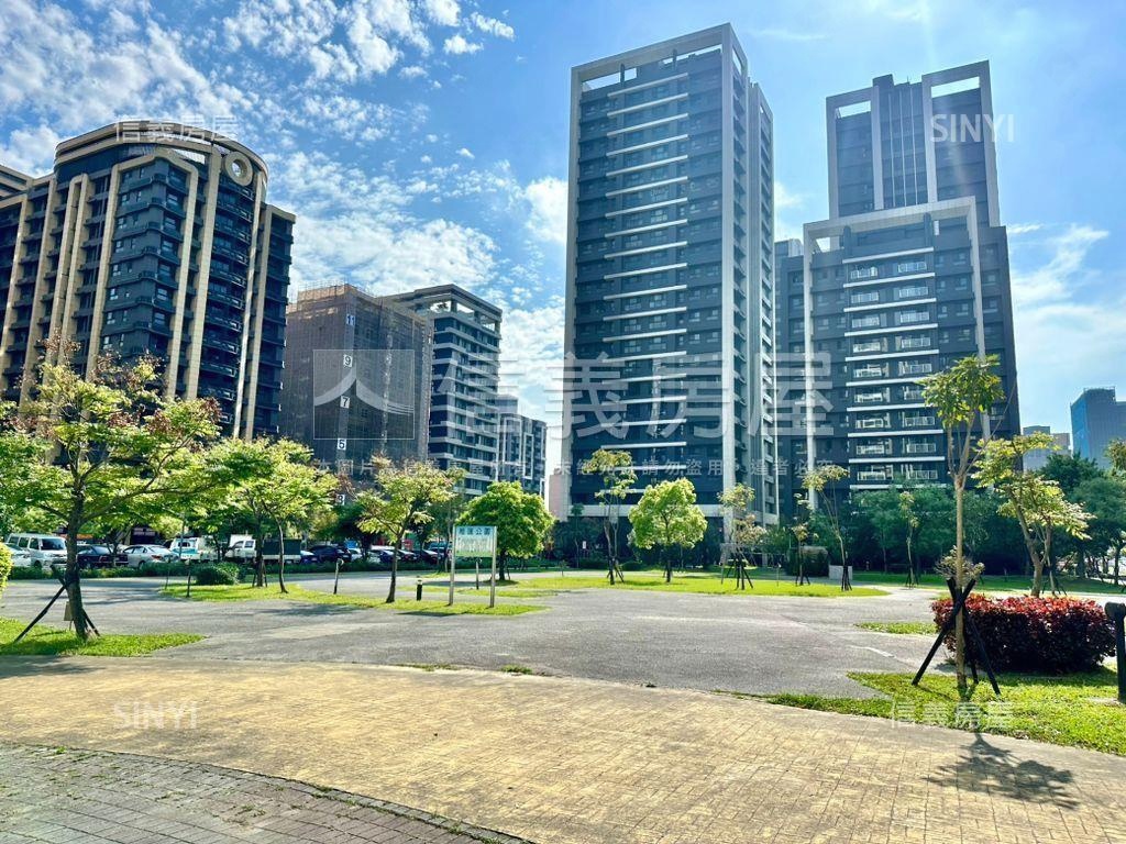 江翠重劃稀有挑高美裝潢房屋室內格局與周邊環境