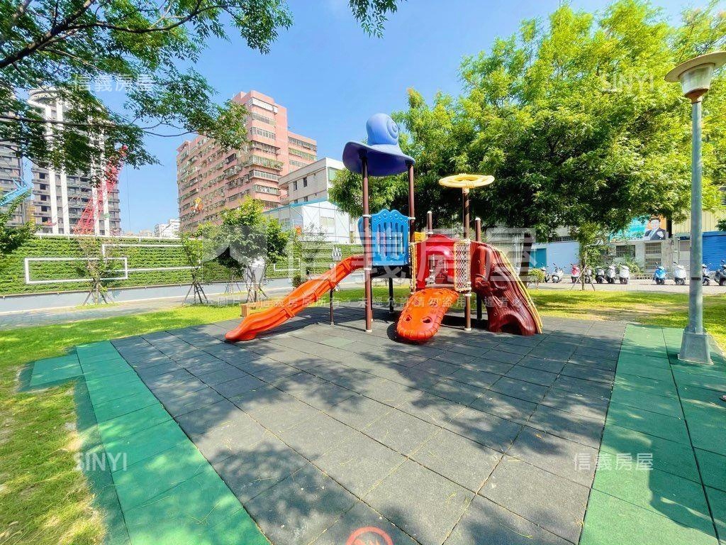 江翠重劃稀有挑高美裝潢房屋室內格局與周邊環境