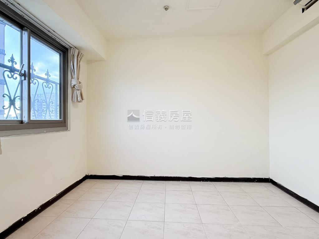 風華絕代高樓美景三房車房屋室內格局與周邊環境