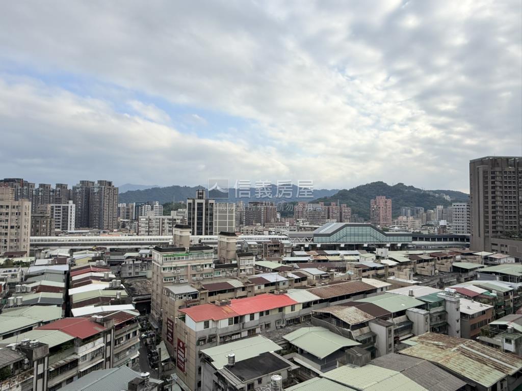 風華絕代高樓美景三房車房屋室內格局與周邊環境