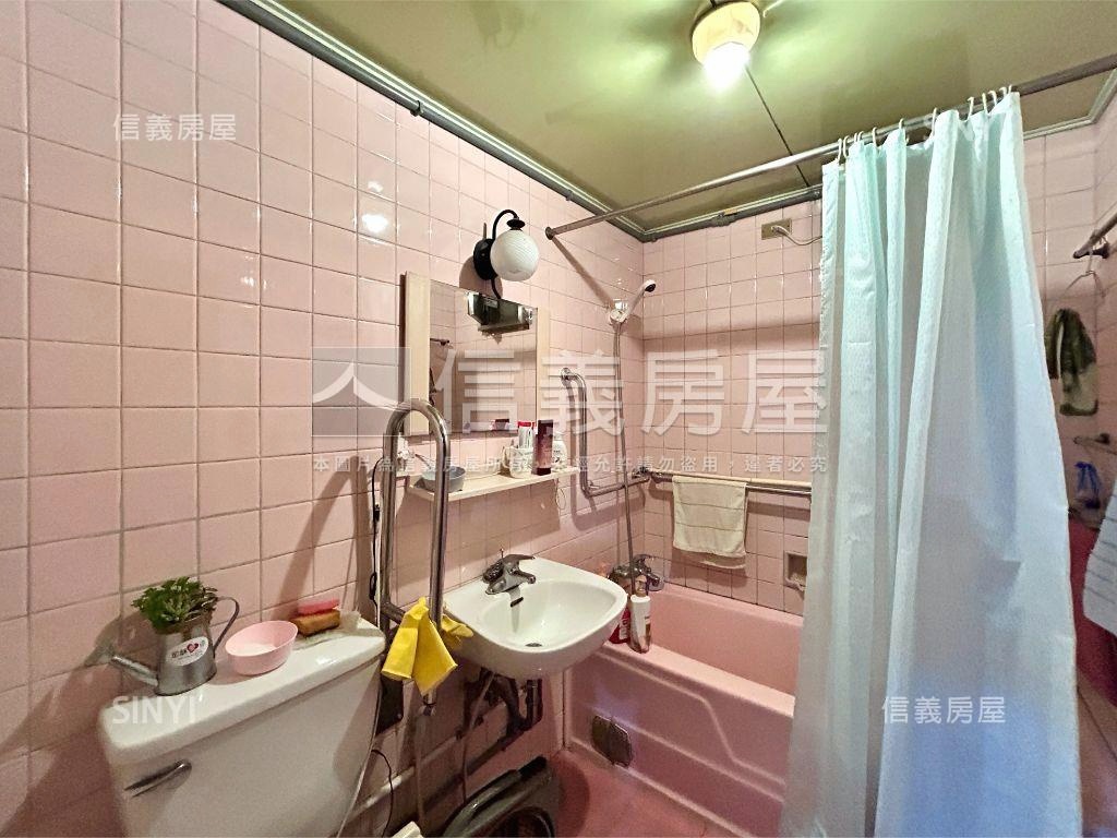 近台電大樓站電梯大四房房屋室內格局與周邊環境