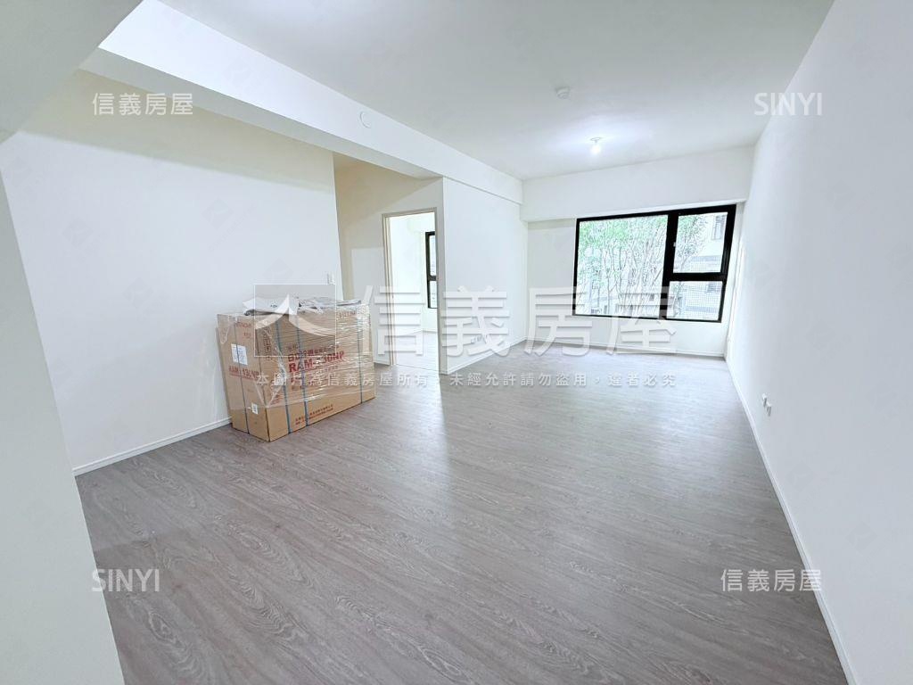 景安文匯露臺三房車位房屋室內格局與周邊環境