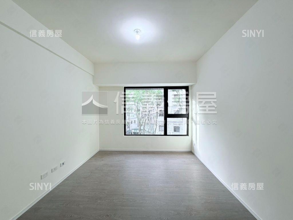 景安文匯露臺三房車位房屋室內格局與周邊環境