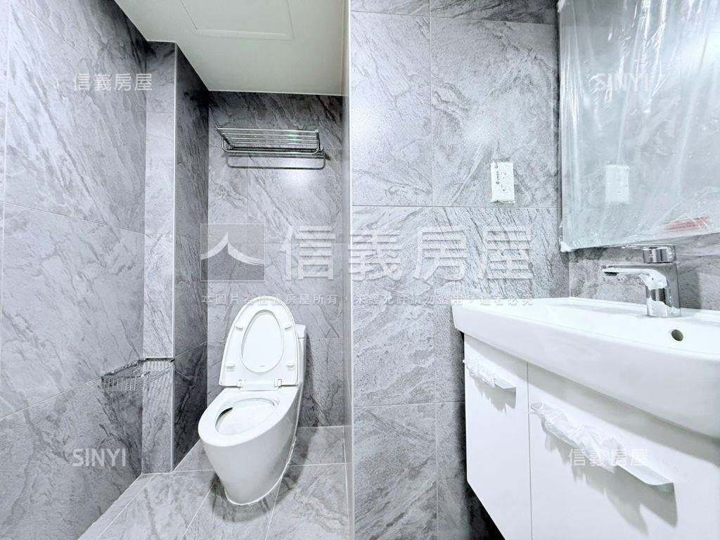 景安文匯露臺三房車位房屋室內格局與周邊環境