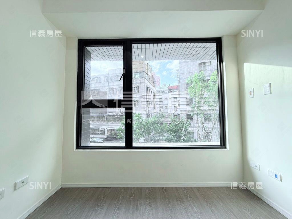 景安文匯露臺三房車位房屋室內格局與周邊環境