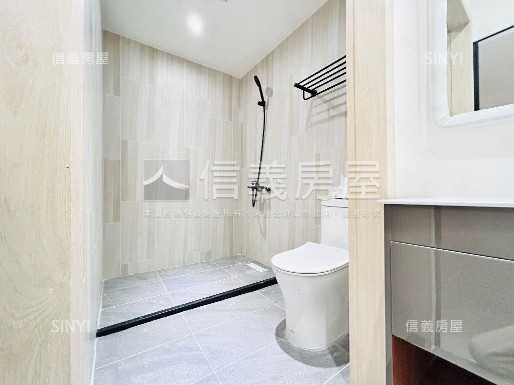 中正路未來Ｇ９旁商辦２房屋室內格局與周邊環境