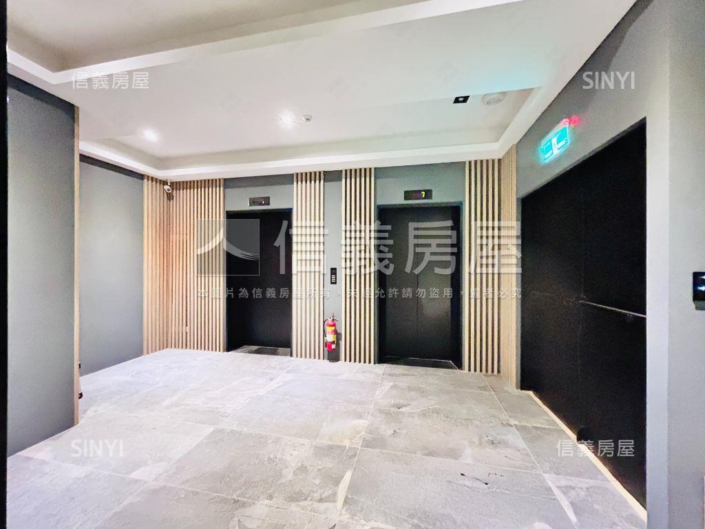 中正路未來Ｇ９旁商辦２房屋室內格局與周邊環境