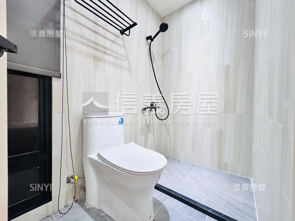 中正路未來Ｇ９旁商辦２房屋室內格局與周邊環境